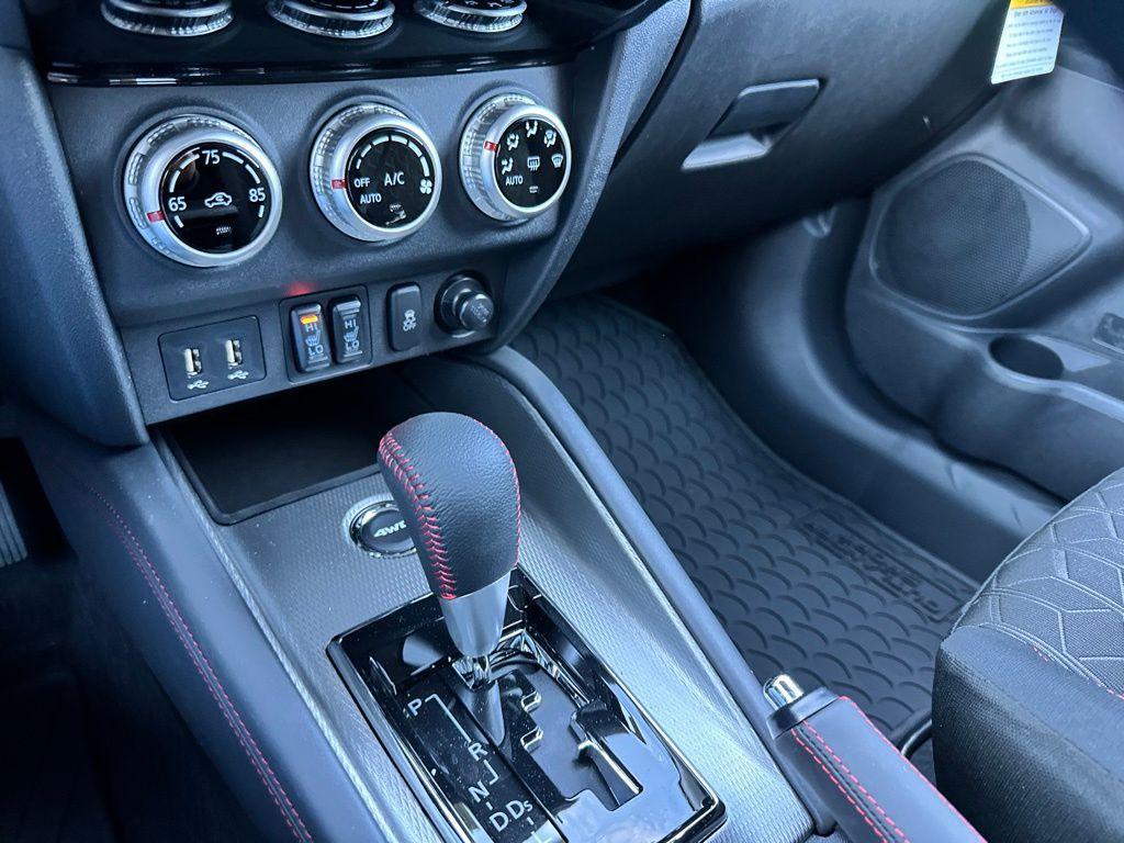 new 2025 Mitsubishi Outlander Sport car, priced at $25,858
