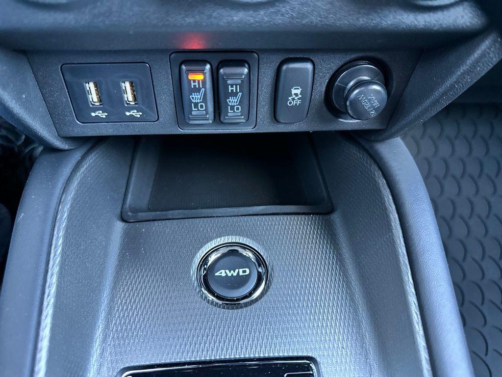 new 2025 Mitsubishi Outlander Sport car, priced at $25,858