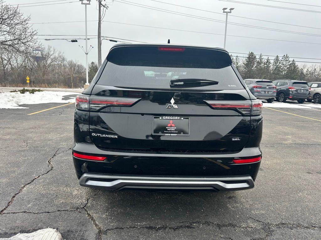 new 2026 Mitsubishi Outlander car, priced at $41,192