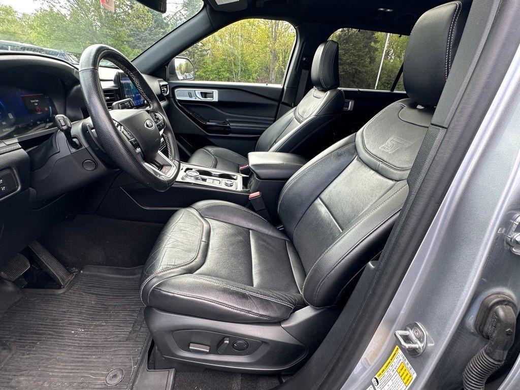 used 2021 Ford Explorer car, priced at $27,307