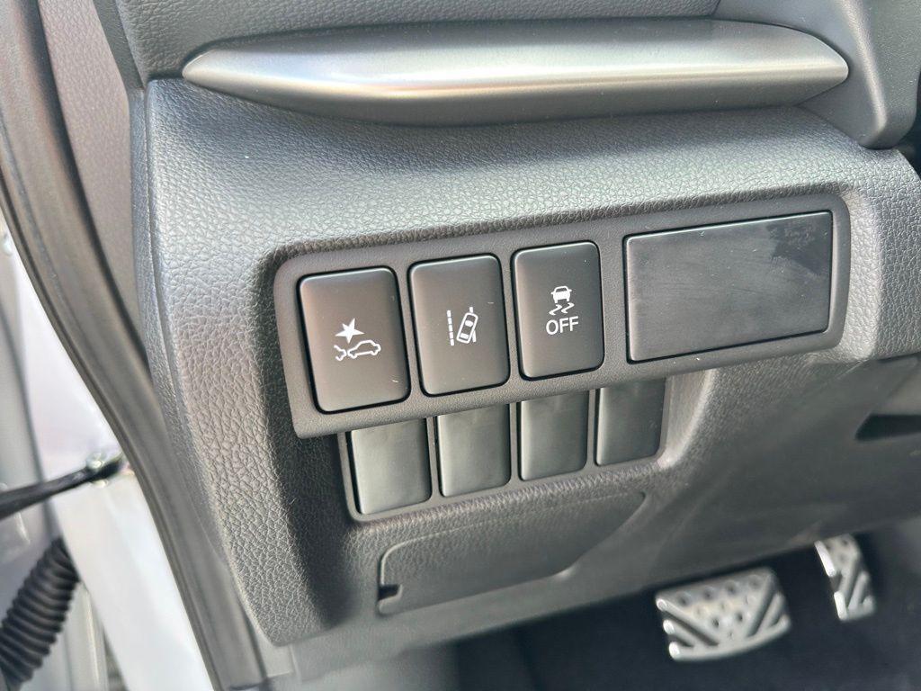 new 2024 Mitsubishi Eclipse Cross car, priced at $26,200