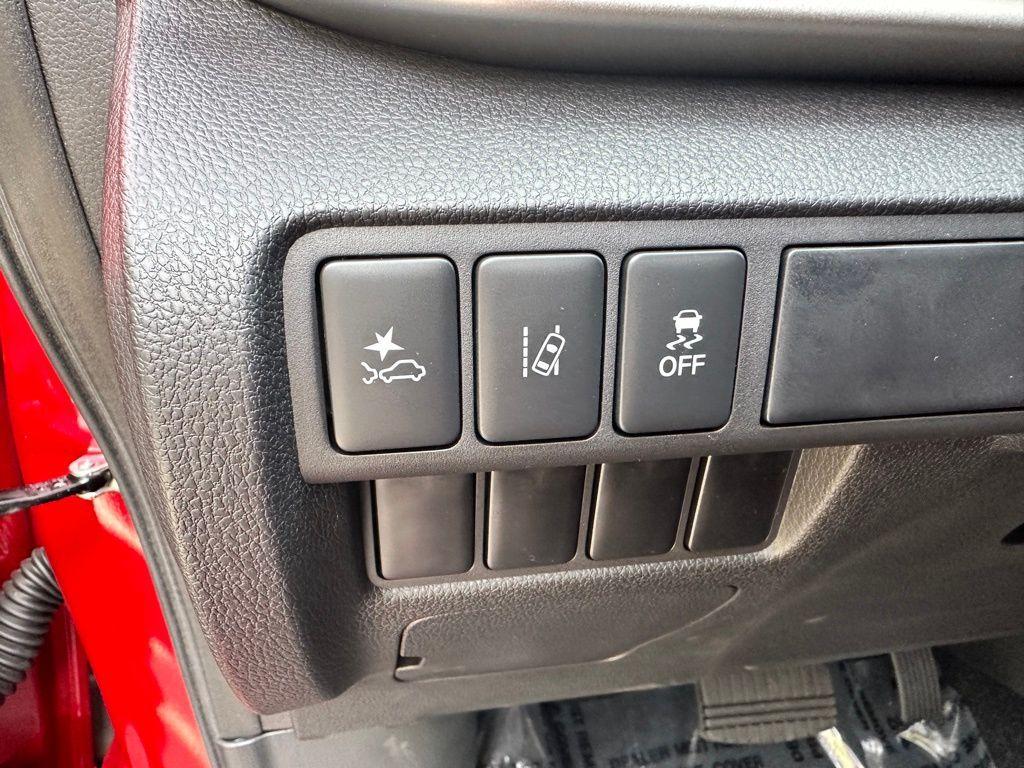 new 2024 Mitsubishi Eclipse Cross car, priced at $25,327