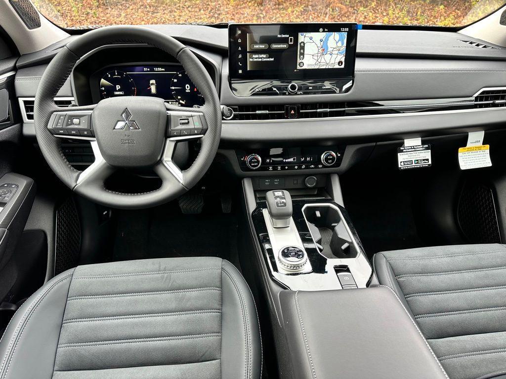 new 2025 Mitsubishi Outlander car, priced at $38,433