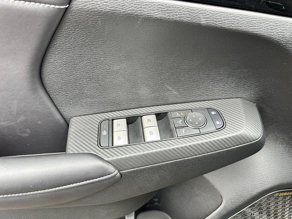 new 2025 Mitsubishi Outlander car, priced at $38,433