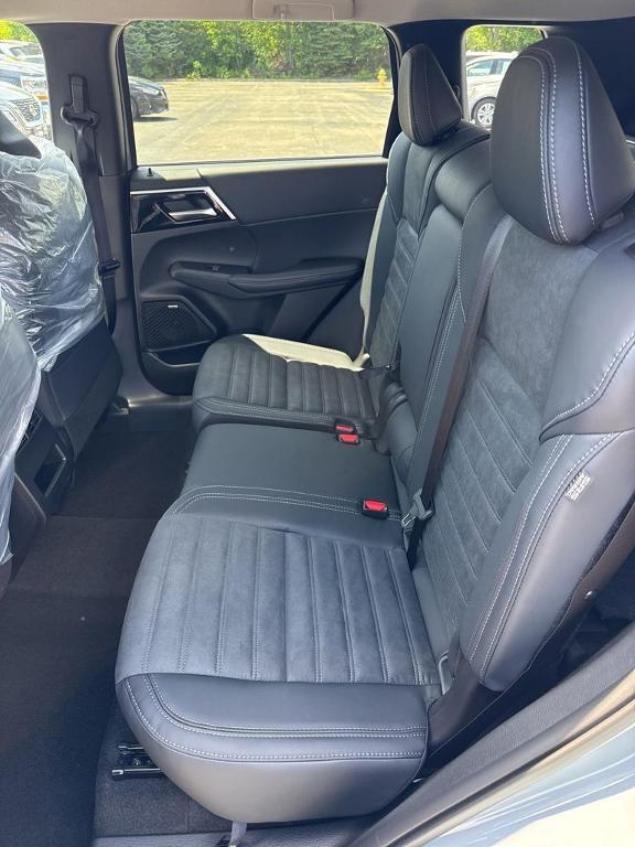 new 2026 Mitsubishi Outlander car, priced at $38,804