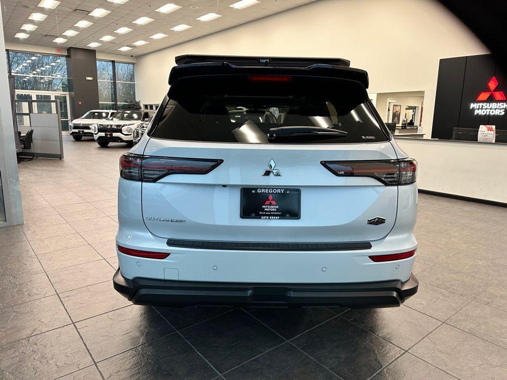 new 2026 Mitsubishi Outlander car, priced at $41,564