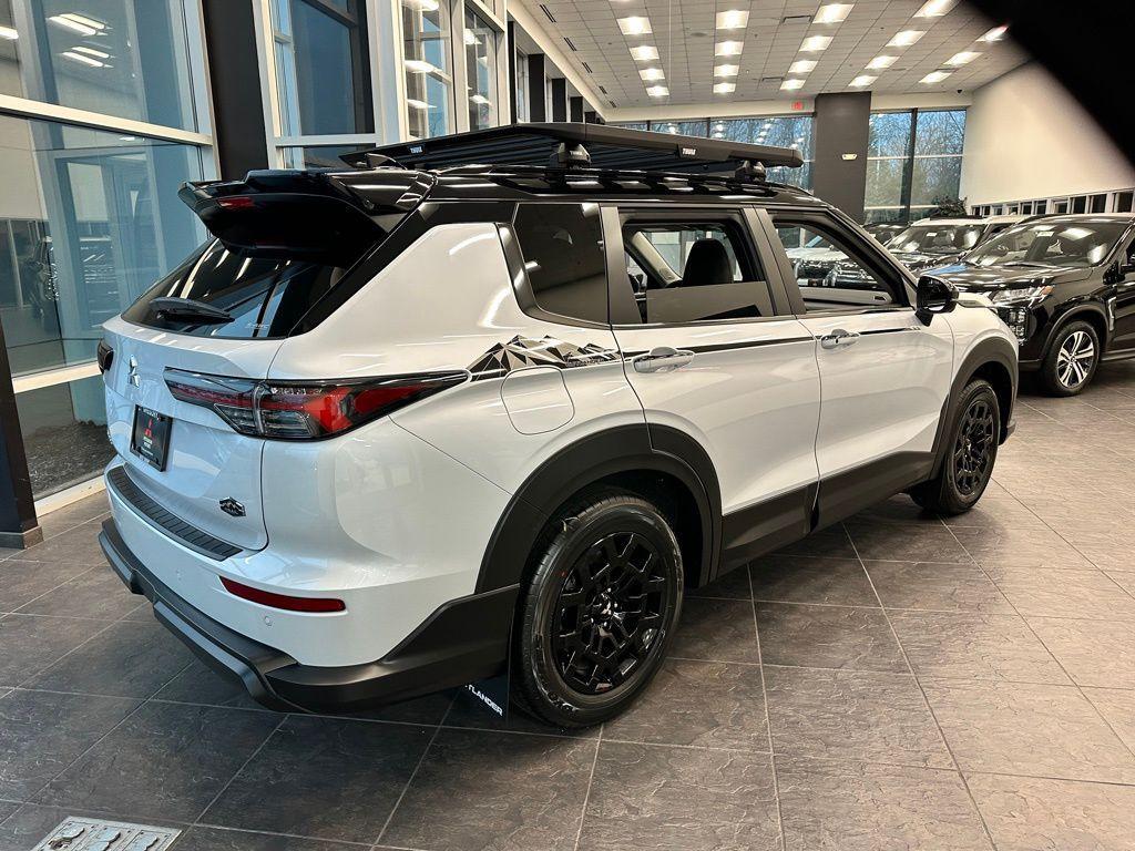 new 2026 Mitsubishi Outlander car, priced at $41,564