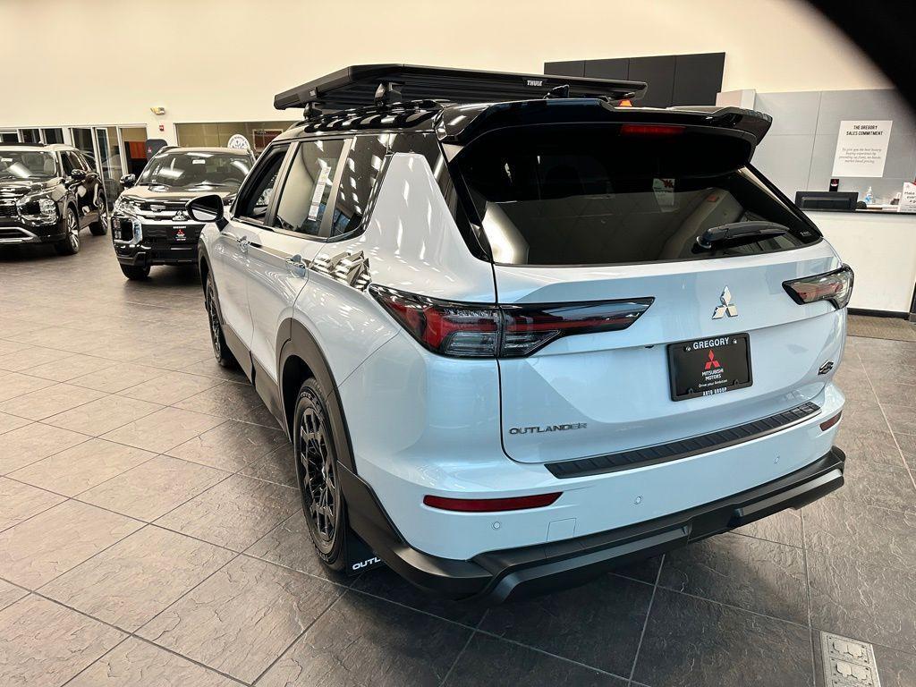 new 2026 Mitsubishi Outlander car, priced at $41,564