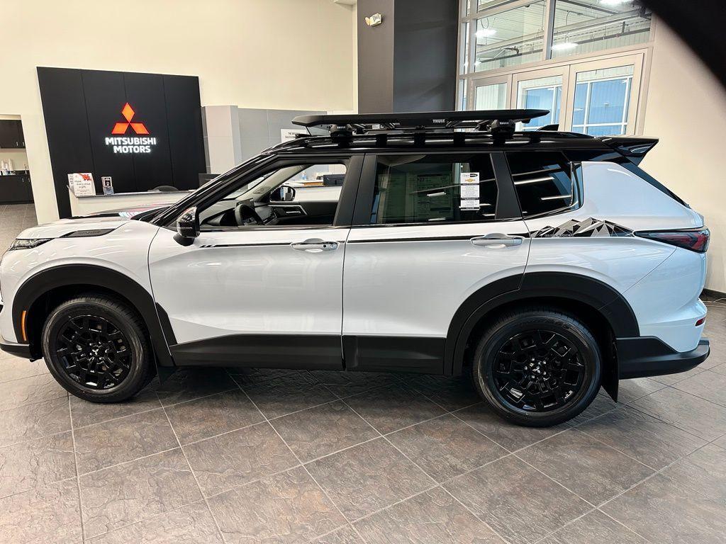 new 2026 Mitsubishi Outlander car, priced at $41,564