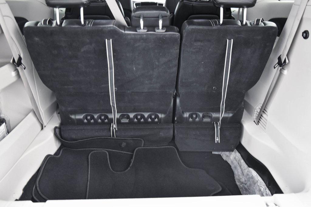 used 2023 Chrysler Pacifica car, priced at $23,890