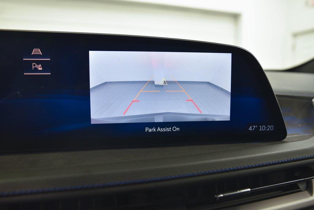 used 2024 Cadillac XT4 car, priced at $36,980