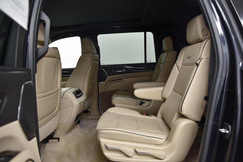 used 2024 Cadillac Escalade ESV car, priced at $76,180