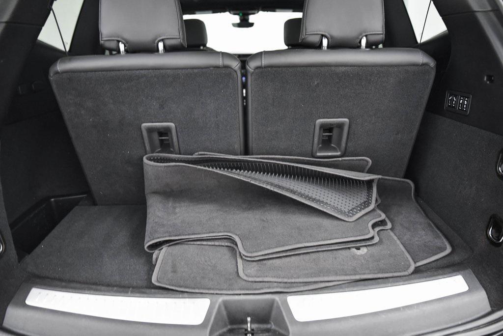 used 2024 Cadillac XT6 car, priced at $42,490