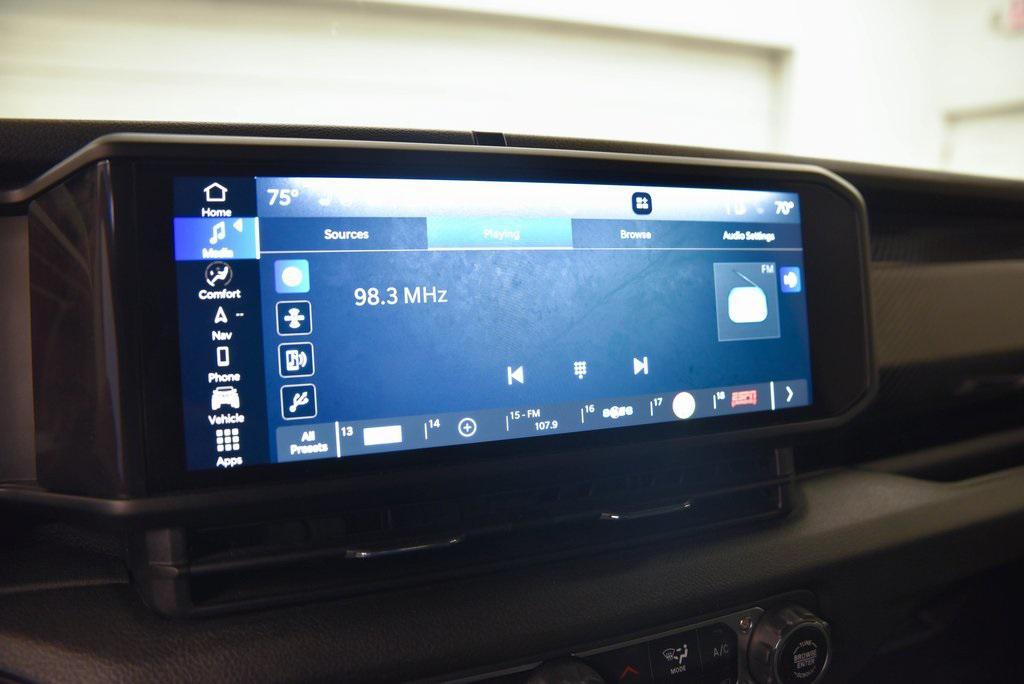 used 2024 Jeep Gladiator car, priced at $35,980