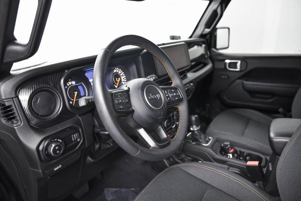 used 2024 Jeep Gladiator car, priced at $35,980