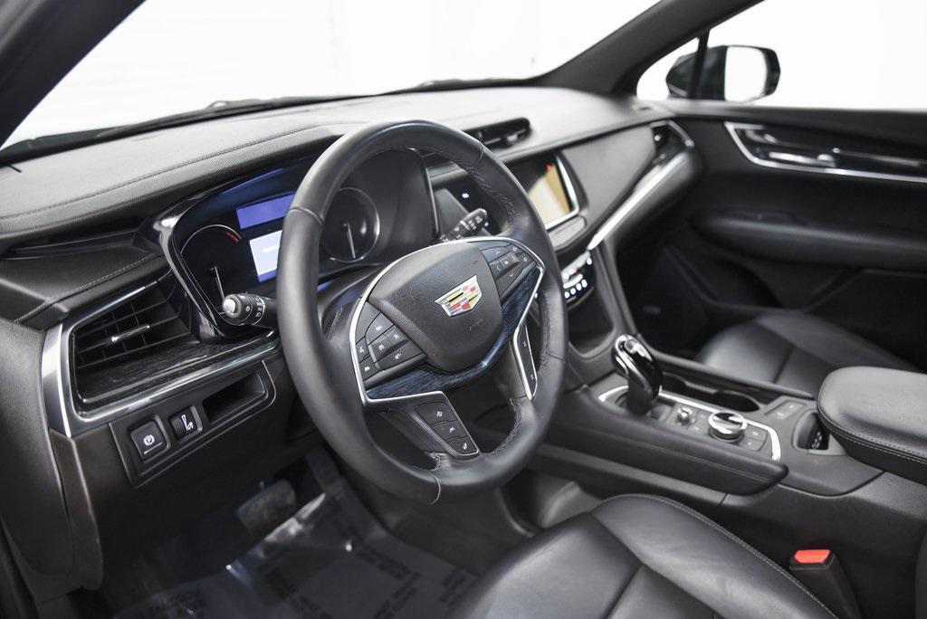 used 2022 Cadillac XT5 car, priced at $27,480