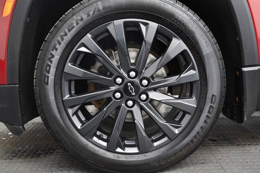 used 2023 Chevrolet Traverse car, priced at $33,490