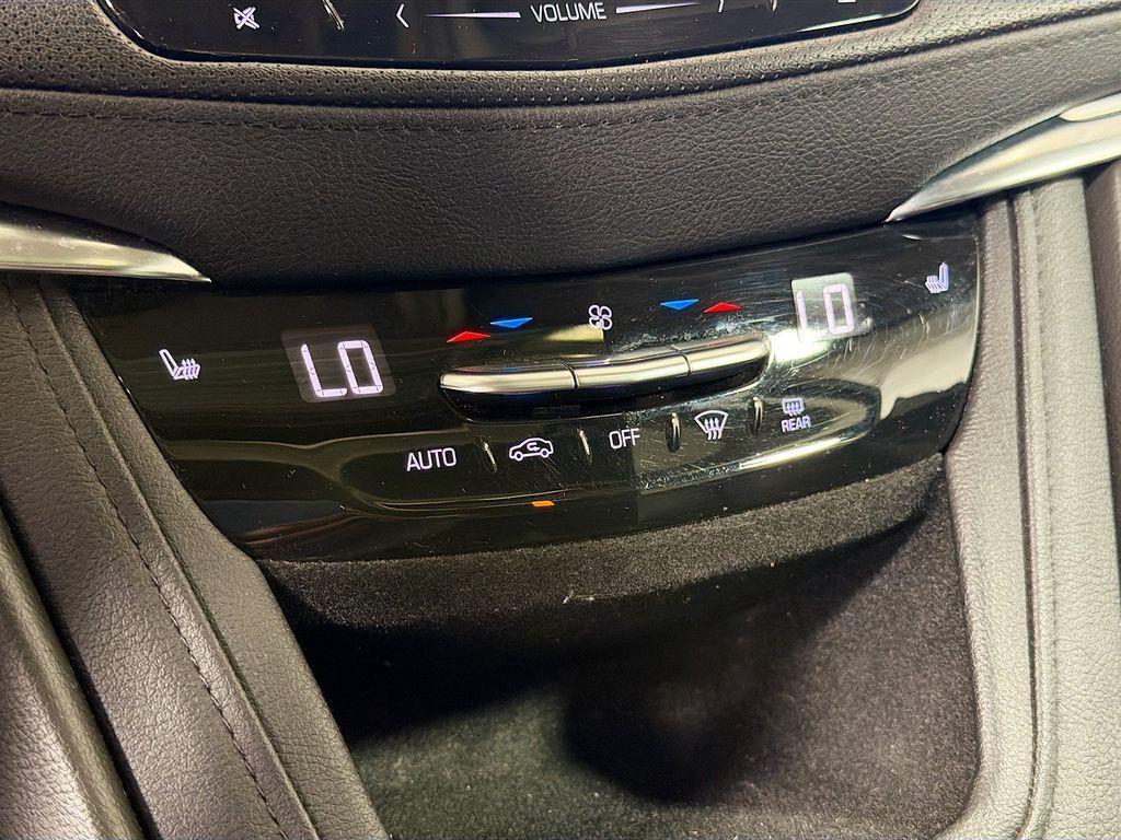 used 2019 Cadillac XT5 car, priced at $24,138