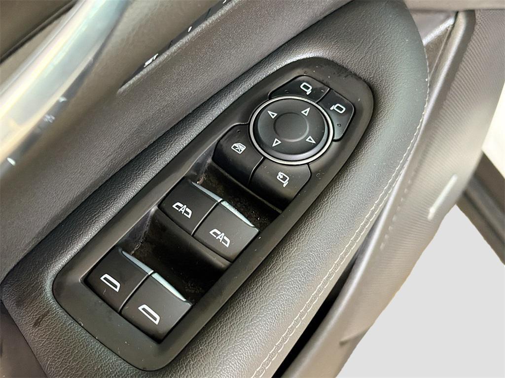 used 2022 Cadillac XT6 car, priced at $35,490