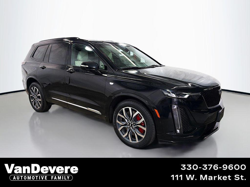 used 2023 Cadillac XT6 car, priced at $40,490