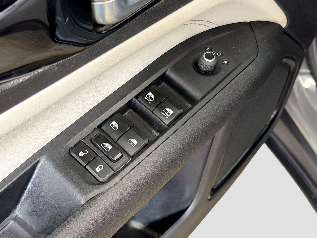 used 2023 Jeep Compass car, priced at $22,938