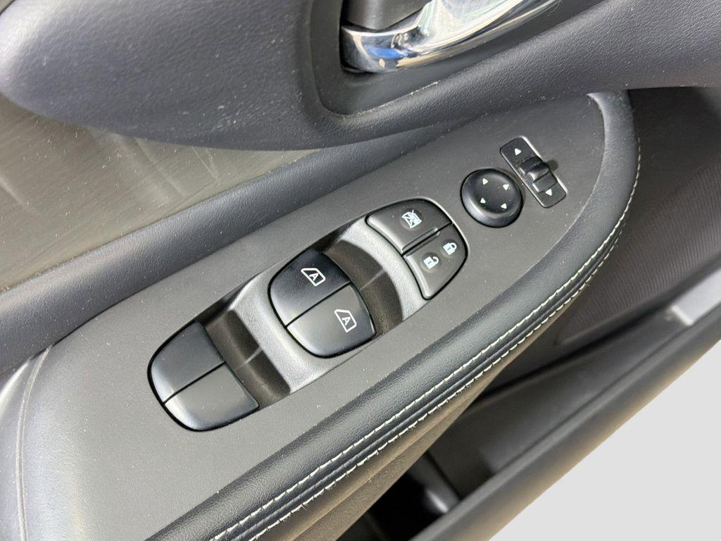 used 2015 Nissan Murano car, priced at $9,938