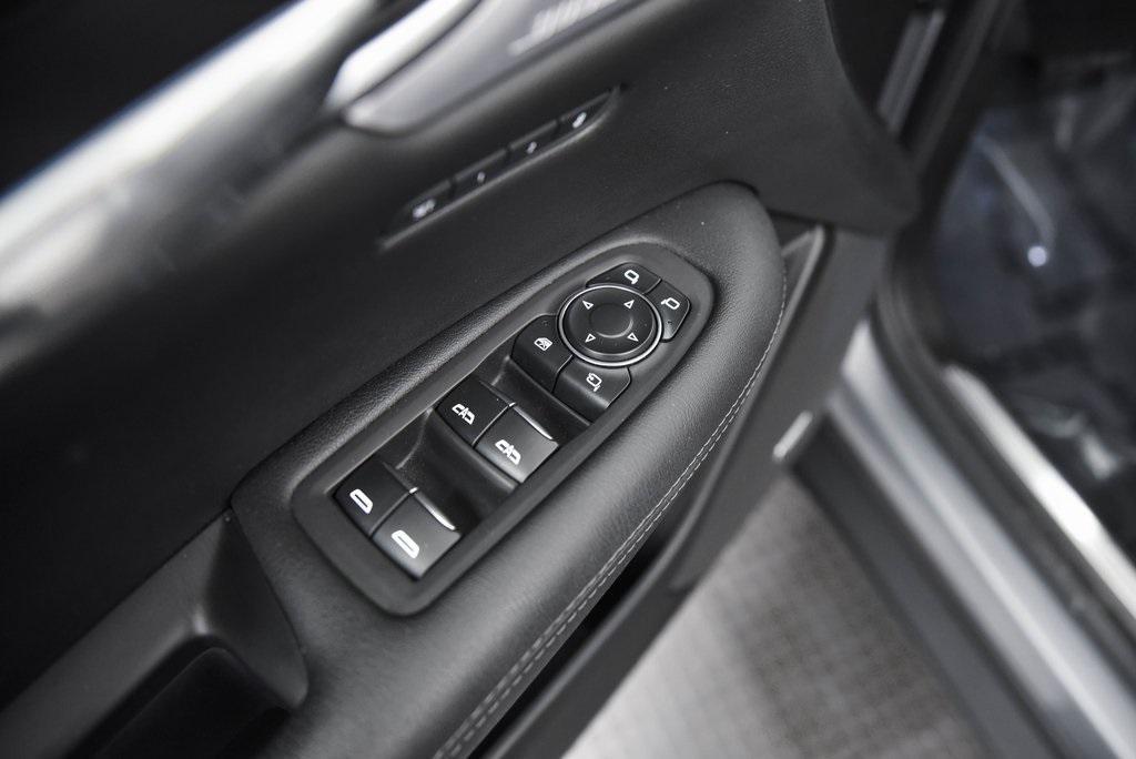 used 2021 Cadillac XT5 car, priced at $26,680