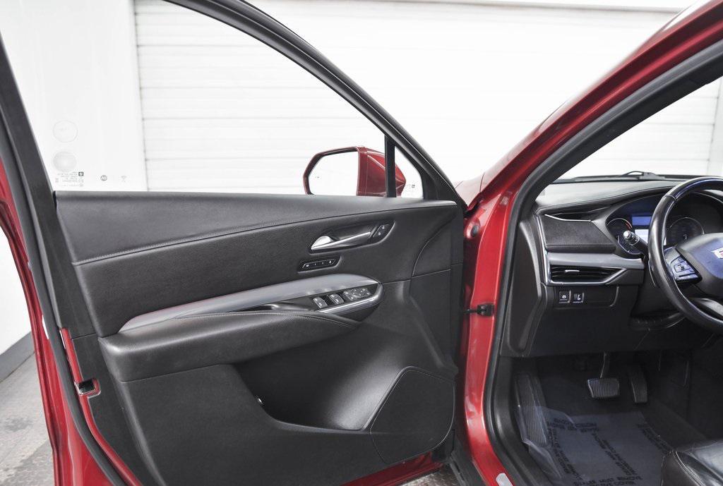 used 2019 Cadillac XT4 car, priced at $22,190