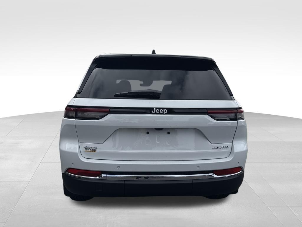 new 2025 Jeep Grand Cherokee car, priced at $45,283