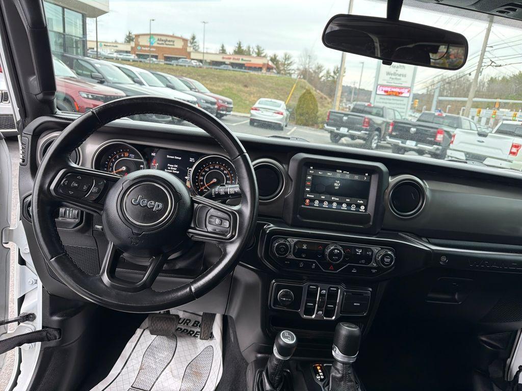 used 2021 Jeep Wrangler Unlimited car, priced at $27,200