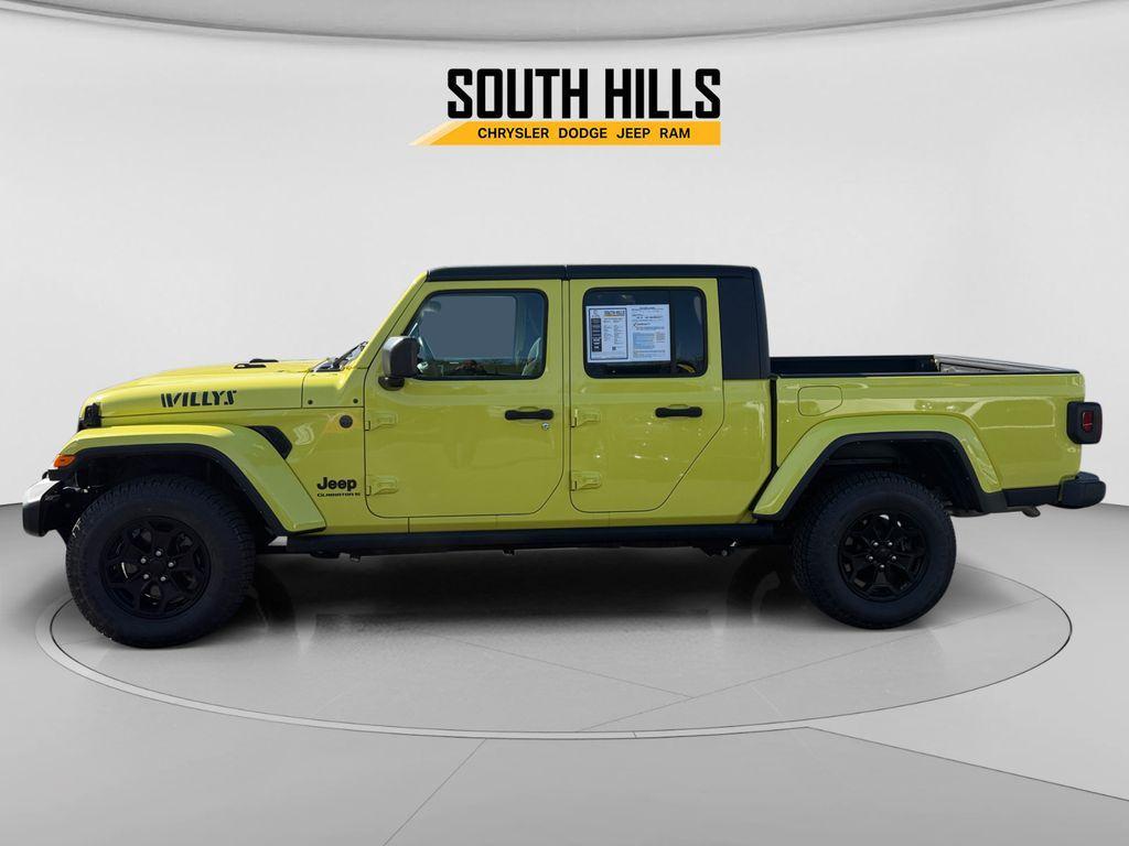 used 2023 Jeep Gladiator car, priced at $33,100