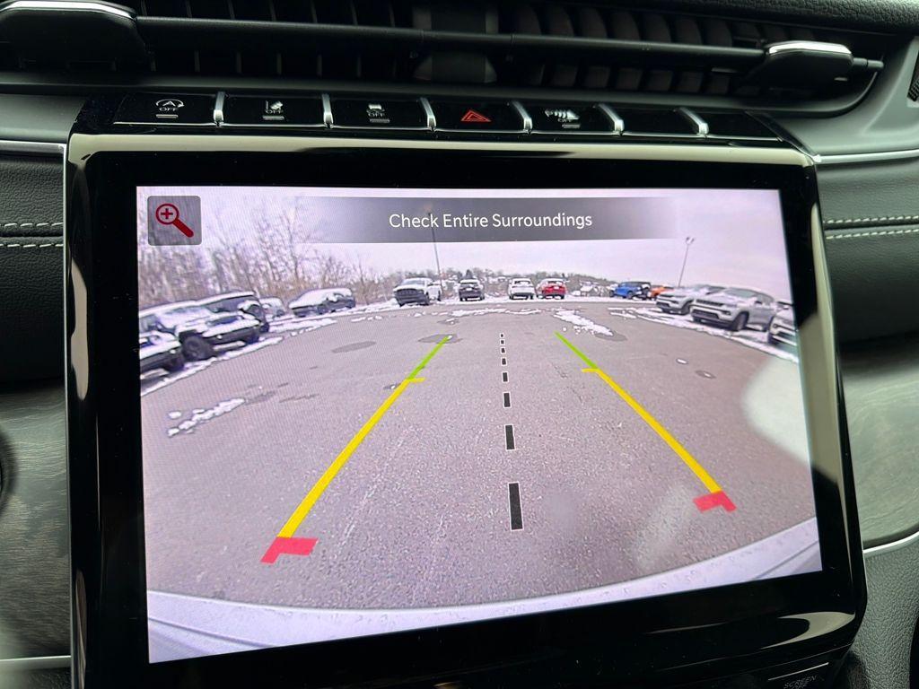 new 2025 Jeep Grand Cherokee car, priced at $49,118