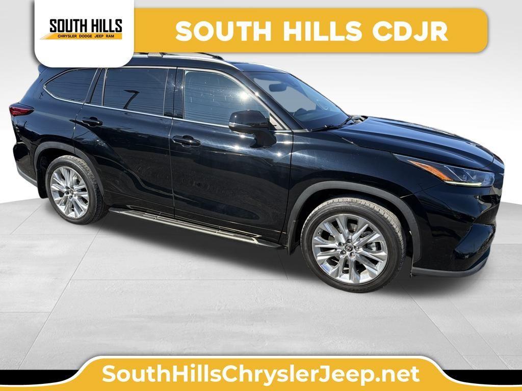 used 2022 Toyota Highlander car, priced at $33,000