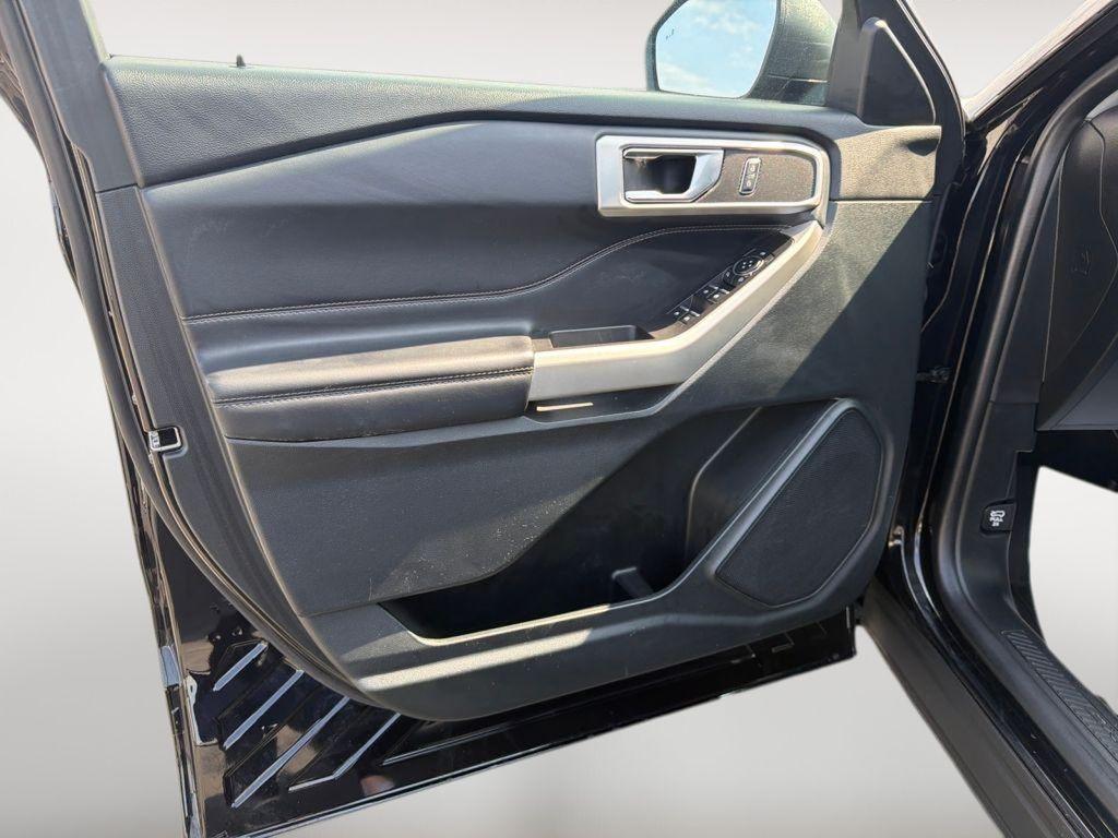 used 2023 Ford Explorer car, priced at $29,500
