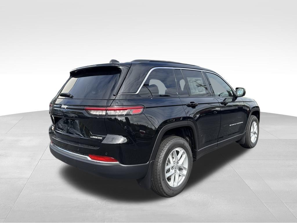 new 2025 Jeep Grand Cherokee car, priced at $37,961
