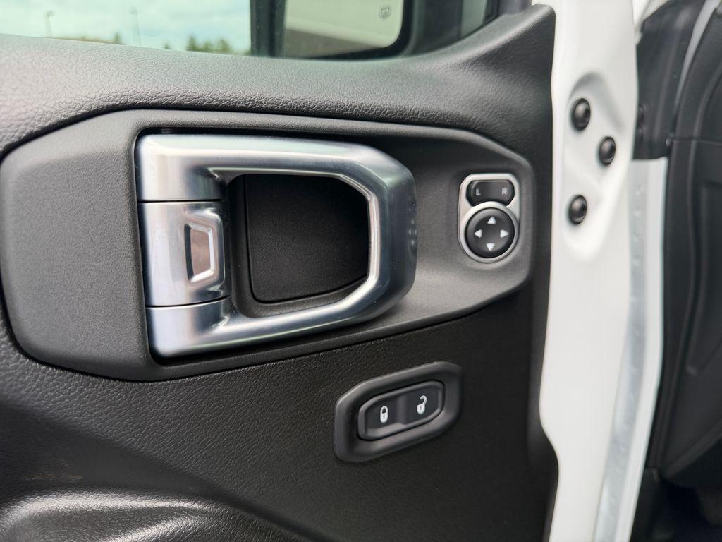 new 2026 Jeep Wrangler car, priced at $74,893