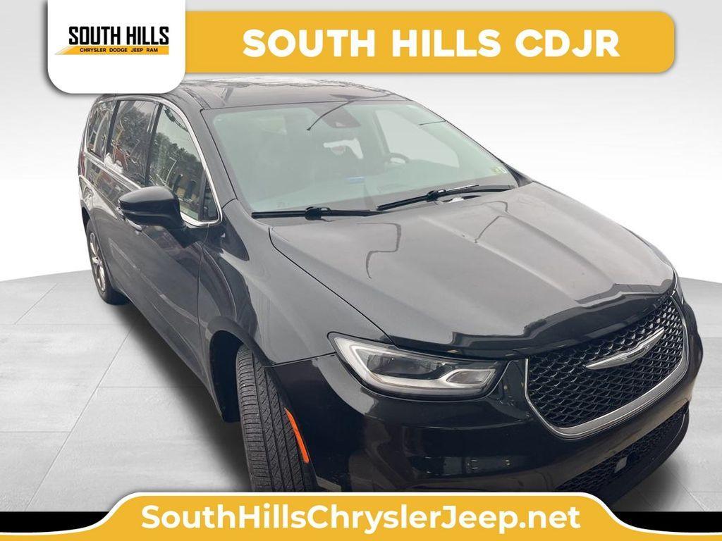 used 2023 Chrysler Pacifica car, priced at $29,100