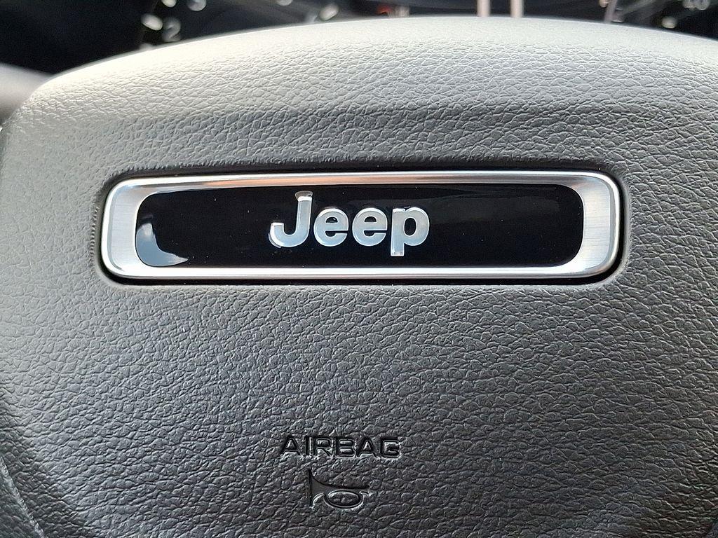 new 2025 Jeep Compass car, priced at $33,075