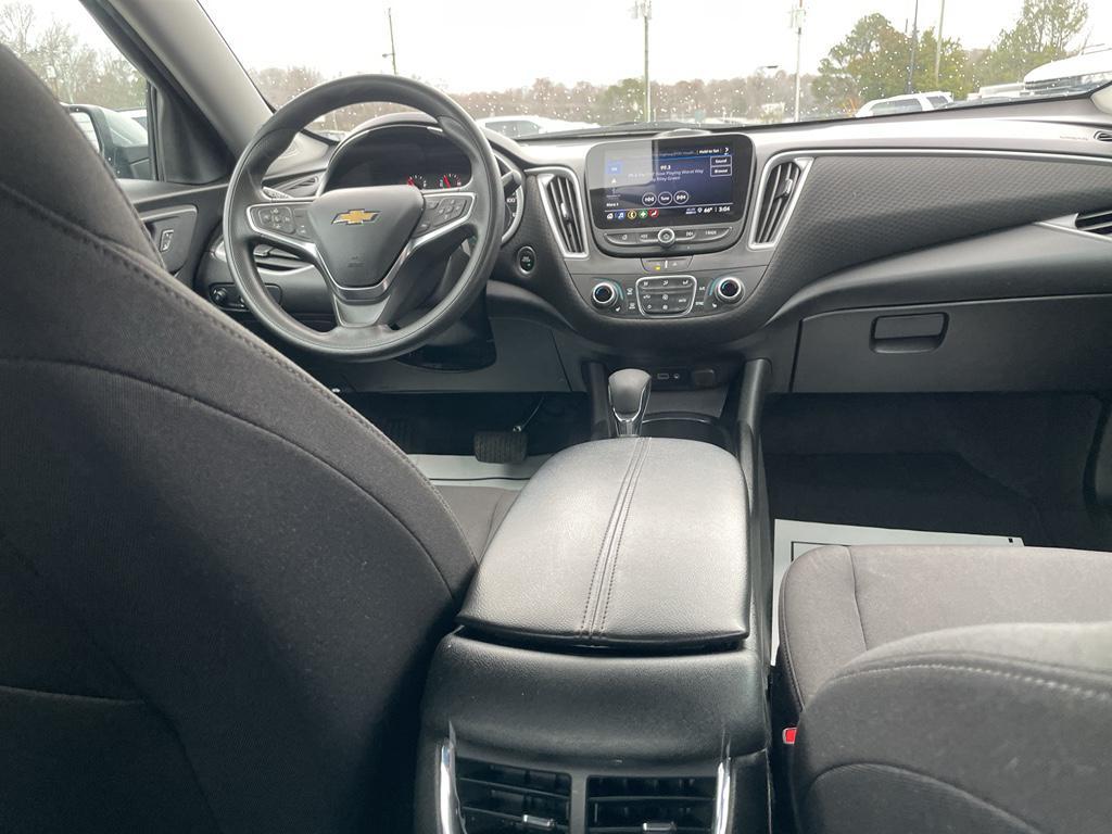 used 2024 Chevrolet Malibu car, priced at $18,995