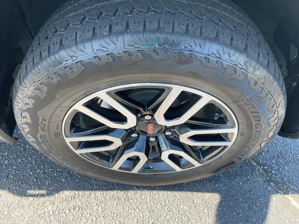 used 2024 GMC Sierra 1500 car, priced at $50,195