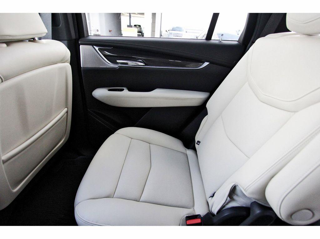 new 2025 Cadillac XT6 car, priced at $66,465