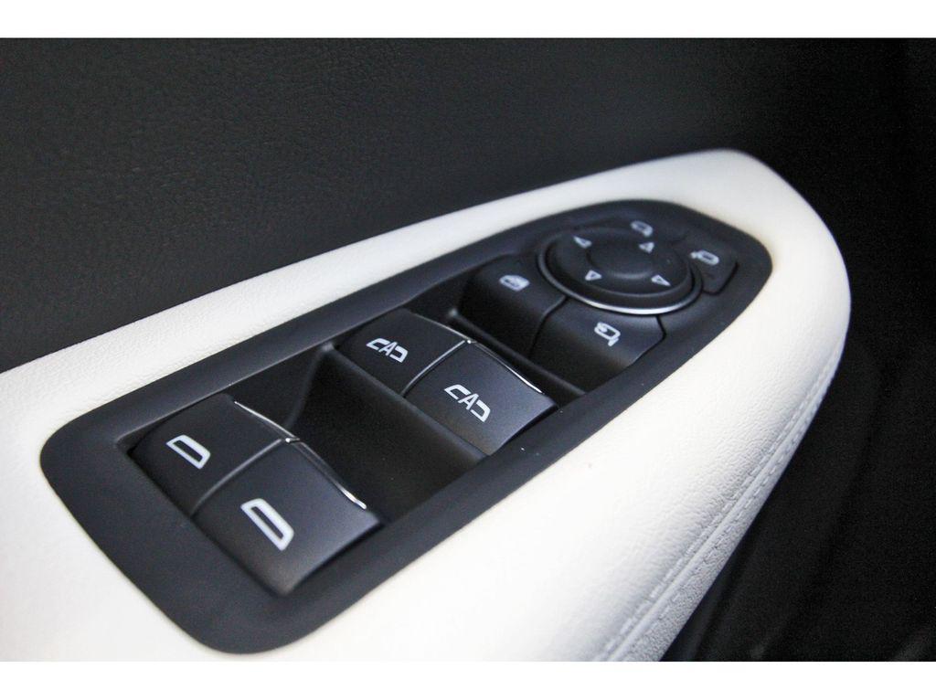 new 2025 Cadillac XT6 car, priced at $66,465