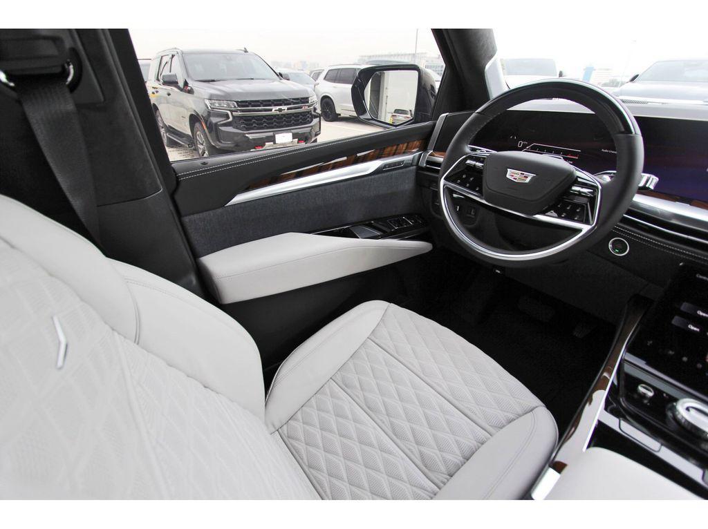 new 2026 Cadillac Escalade ESV car, priced at $135,259