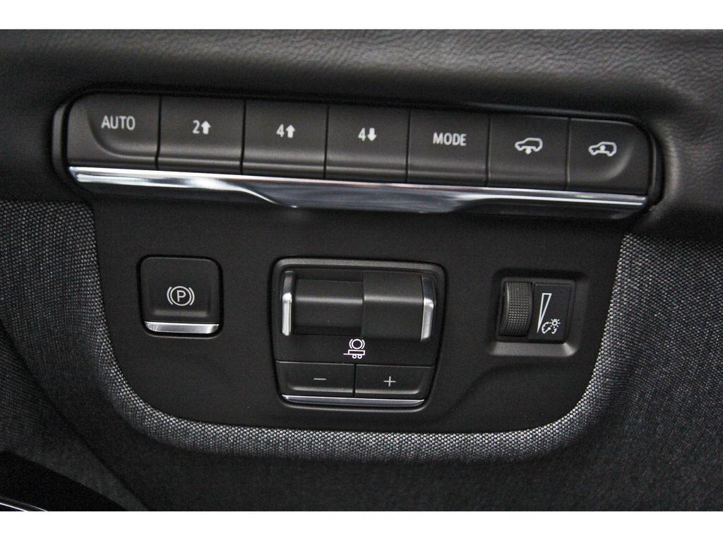 new 2026 Cadillac Escalade ESV car, priced at $135,259