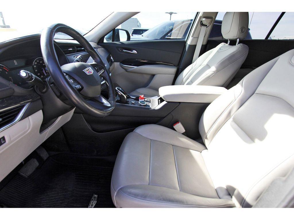 used 2020 Cadillac XT4 car, priced at $21,599