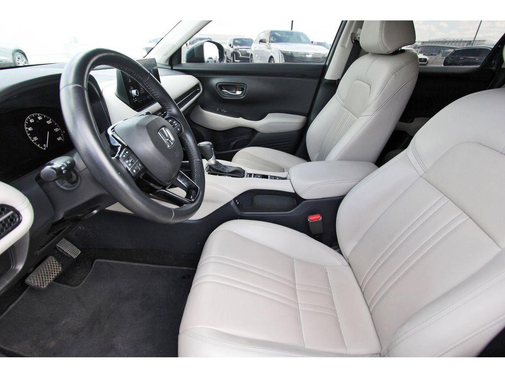 used 2025 Honda HR-V car, priced at $25,991