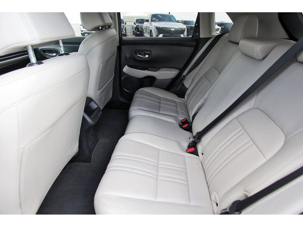 used 2025 Honda HR-V car, priced at $25,991