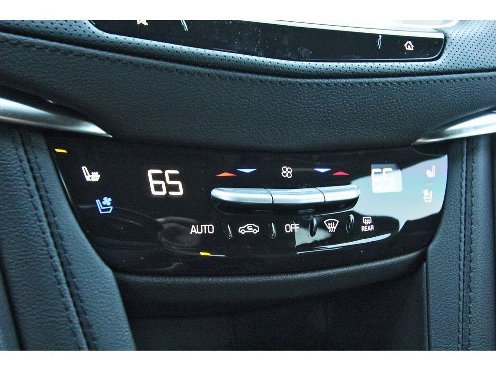 new 2025 Cadillac XT5 car, priced at $52,790