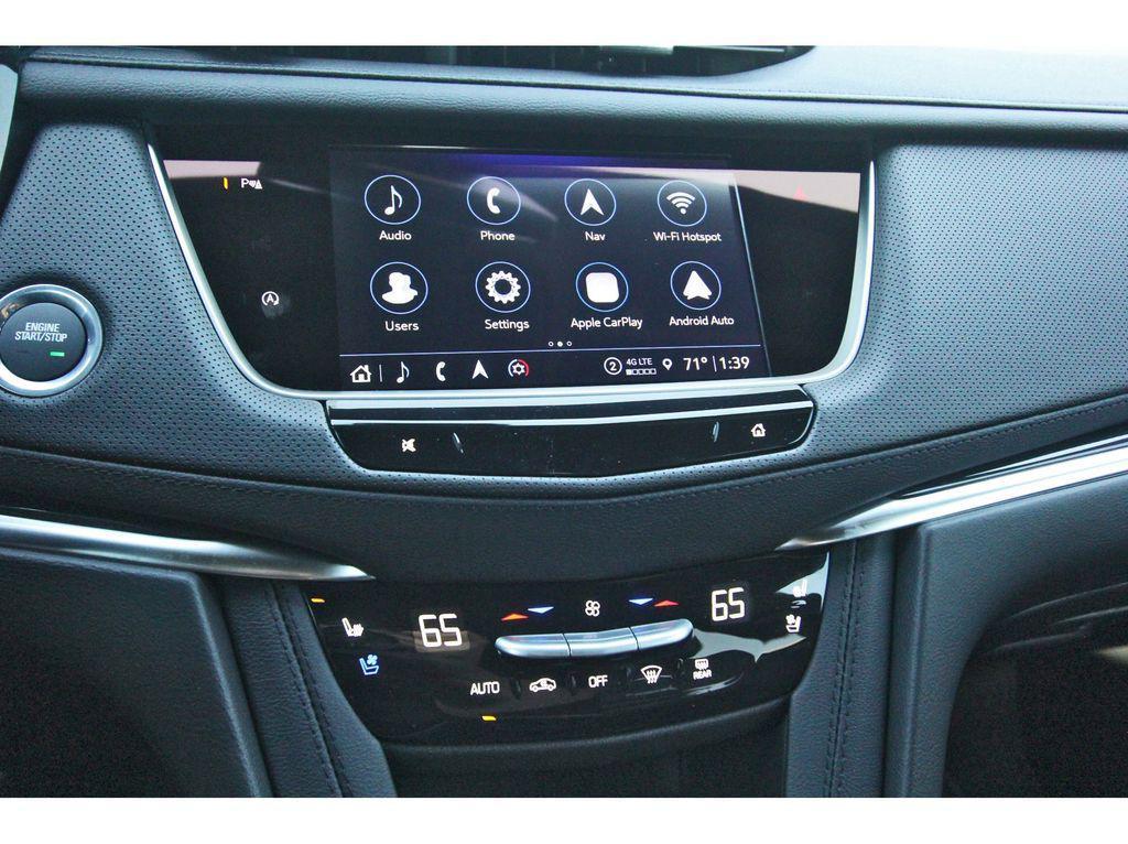 new 2025 Cadillac XT5 car, priced at $52,790