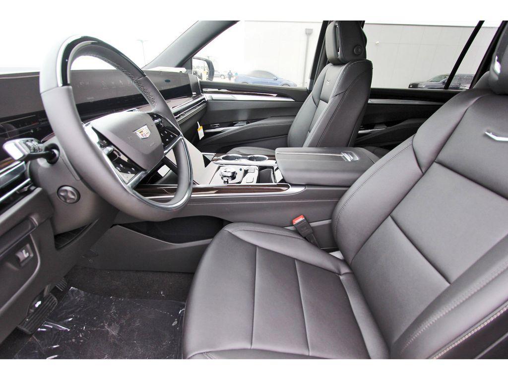 new 2026 Cadillac Escalade ESV car, priced at $92,809